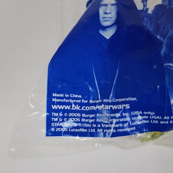 Star Wars Episode III Revenge of the Sith ~Yoda 2005 Burger King Toy NEW - Picture 3 of 3